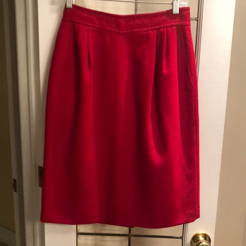 Elegant Red Women's Skirt